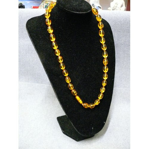 15 - A HONEYCOMB AMBER NECKLACE