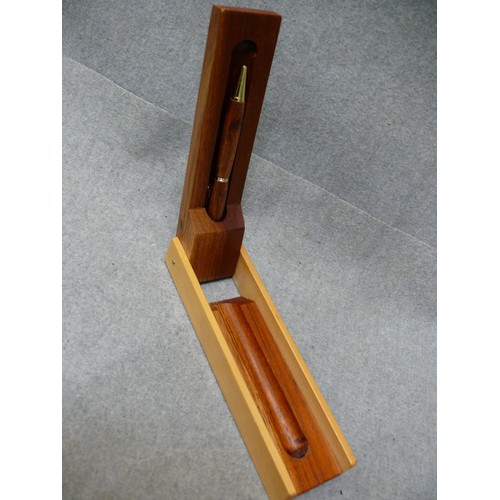 20 - WOODEN TURNED PEN IN A BEAUTIFUL WOODEN BOX BY GLADSTONE MEN'S SHED, HAND MADE