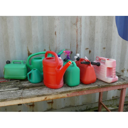 401 - QUANTITY OF WATERING CANS AND A FUEL CAN