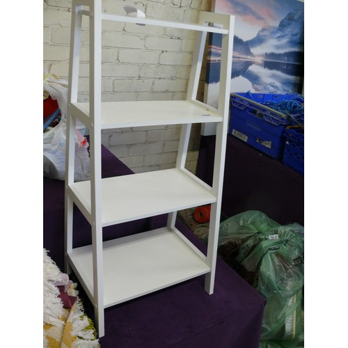 195F - SMALL WATERFALL MELAMINE SHELVING