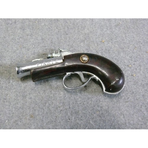 51 - SMALL PIRATE CAP GUN