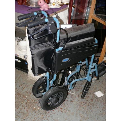 392 - WHEELCHAIR FOLDING LIGHTWEIGHT