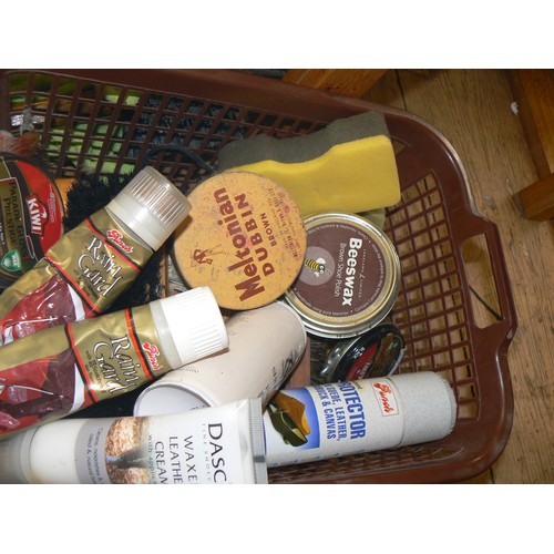 441 - BASKET OF SHOE CLEANING POLISHES AND BRUSHES