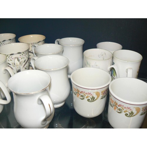 451 - A NICE SELECTION OF MOSTLY FINE CHINA MUGS,  SOME FEATURING FLOWERS AND BIRDS