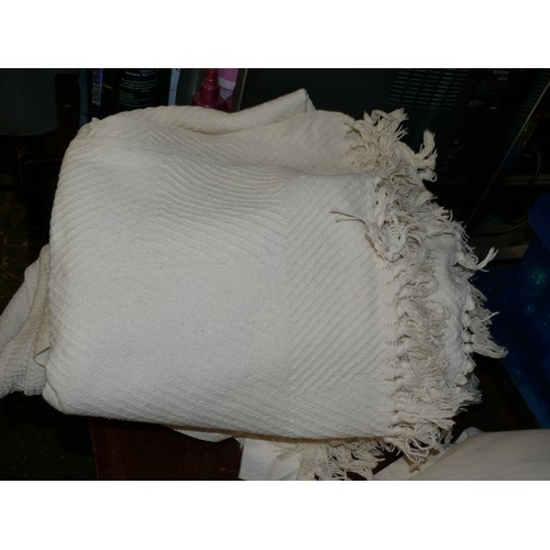 227 - 3 GOOD QUALITY CREAM THROWS