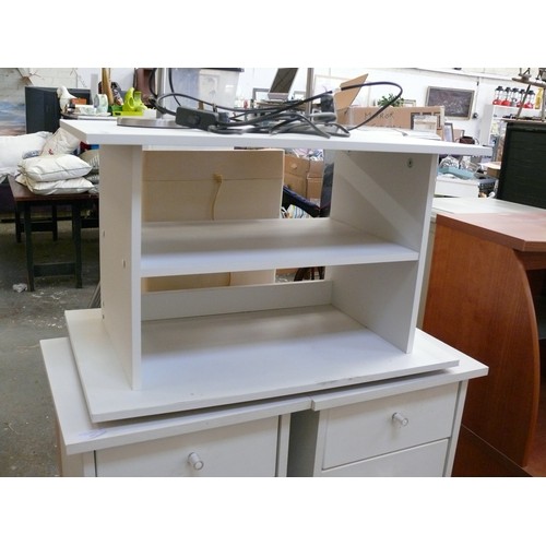 256 - A SMALL WHITE TV STAND