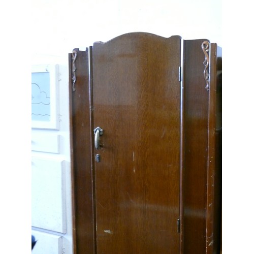 300 - VINTAGE DARK WOOD WARDROBE