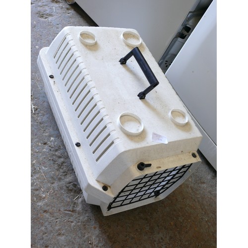 310 - SMALL CAT CARRY BOX