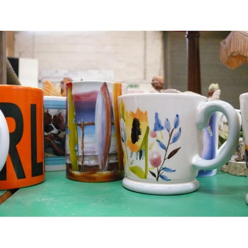 371 - A SELECTION OF QUIRKY MUGS TO INCLUDE OLDI, BERLIN, CHELSEA, SUN ECLIPSE ETC