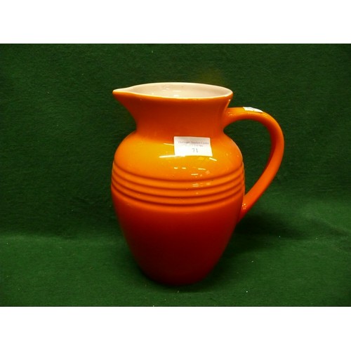 70 - A LARGE CERAMIC LE CREUSET VOLCANIC ORANGE JUG IN PERFECT UNUSED CONDITION