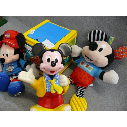 114 - A COLLECTION OF VINTAGE DISNEY MICKEY MOUSE TOYS  INCLUDING A JACK IN THE BOX AND TWO TINS OF COLLEC... 