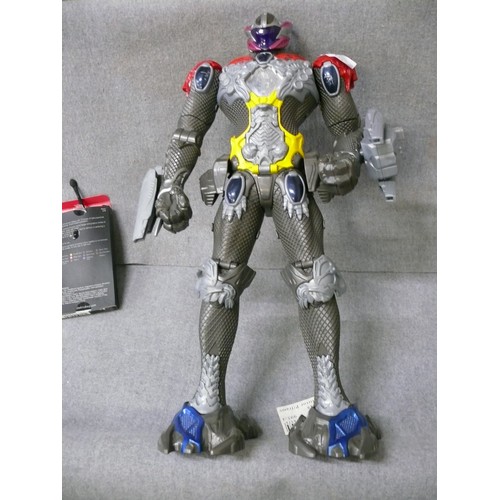 137 - POWER RANGERS MEGAZORD INTERACTIVE ROBOT 17