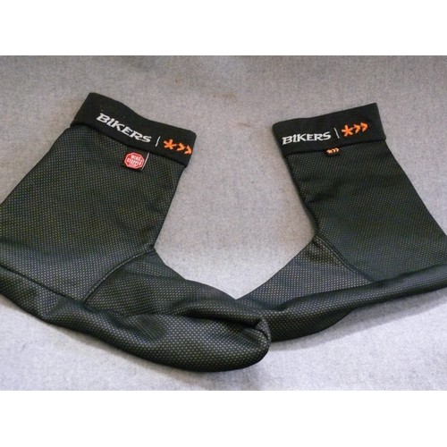 166 - BIKER FOOT OVERSOCKS BY WINDSTOPPER