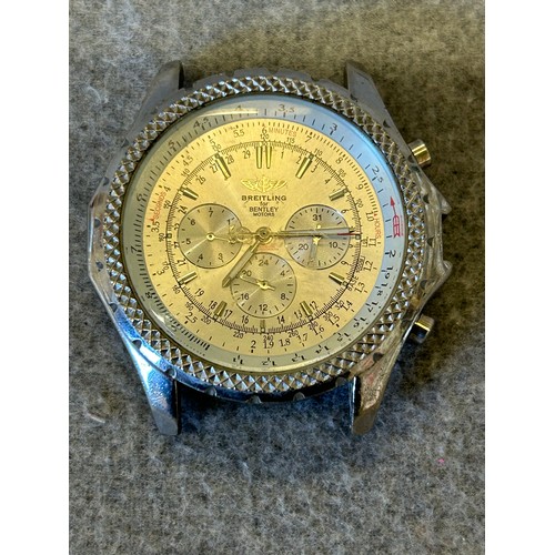 22 - A BREITLING AUTOMATIC WATCH FOR BENTLEY MOTORS.  A CHRONOGRAPH ETANCHE WATCH NUMBER A68062  NO1111 S... 