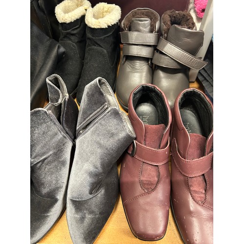 457 - 4 PAIRS OF GOOD QUALITY LADIES BOOTS, MOST HARDLY WORN