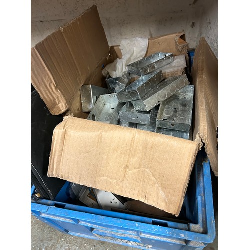 103D - CRATE OF ELECTRICAL PARTS - NUMEROUS DOUBLE WALL SOCKETS WITH BACK BOXES