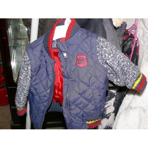 147A - 4 BABY COATS
NXT LITLE HAPPY CHAPPY 1 1/2-2 YRS
EARLY DAYS 3-6 MONTHS GILLET STYLE COAT WITH WOOL SL... 