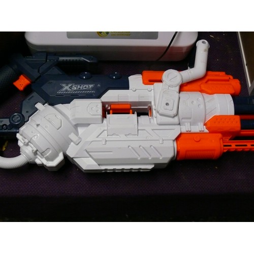 196 - LARGE TOY NERF STYLE GUN