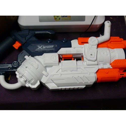 196 - LARGE TOY NERF STYLE GUN