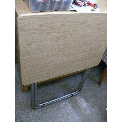 282 - LARGE BEECH EFFECT FOLDING SIDE/OCCASIONAL TABLE