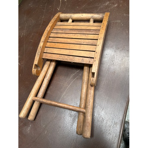 442 - A VINTAGE FOLDING STOOL WITH SLATTED TOP