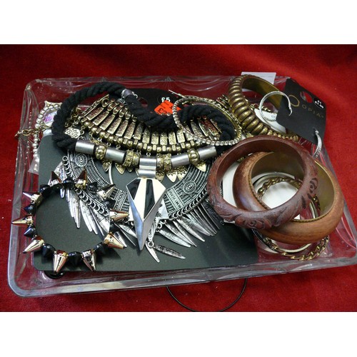 64 - TRAY OF VARIOUS COSTUME JEWELLERY, SOME NEW