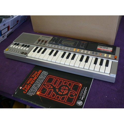 68 - CASIO PT-50 ELECTRONIC MUSICAL INSTRUMENT (KEYBOARD) IN ORIGINAL BOX