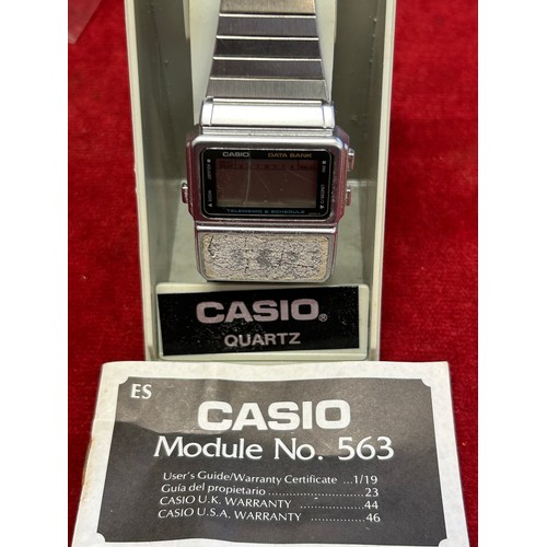 31 - A VINTAGE CASIO DIGITAL WATCH IN BOX WITH INSTRUCTIONS