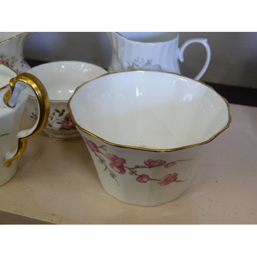 72 - A FINE CHINA SET TO INCLUDE CUPS, SAUCERS, PLATES ETC  MOSTLY BY ADDERLEY