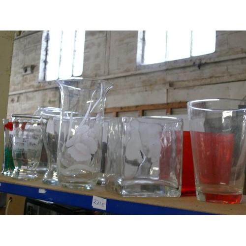 221E - COLLECTION OF GLASS VASES.