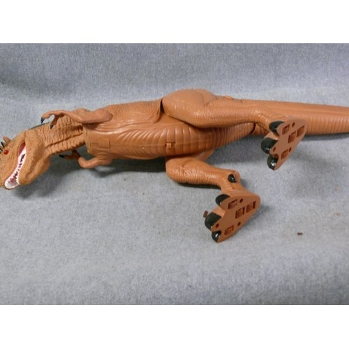 230 - LARGE DINOSAUR-RAPTOR. MOVING PARTS. BY DRAGON TOYS [BATTERY]