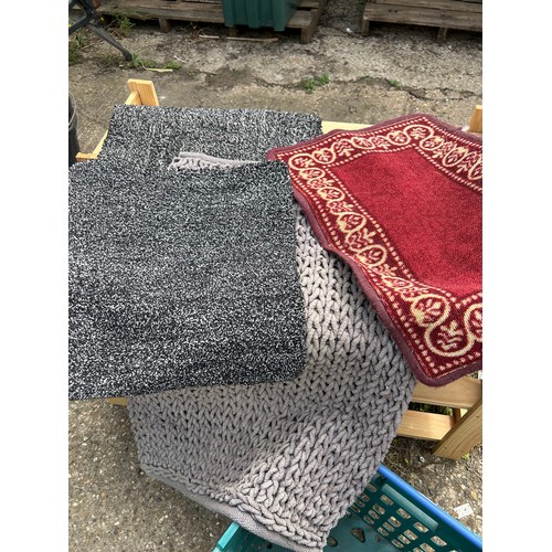 272 - 4 X DOORMATS. GREY & BURGUNDY