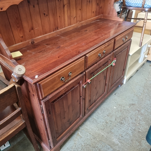 418A - LARGE PINE DRESSER