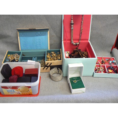 51 - 2 NICE JEWELLERY BOXES WITH CONTENTS OF VARIOUS COSTUME JEWELLERY RINGS, NECKLACES, EARRINGS ETC PLU... 