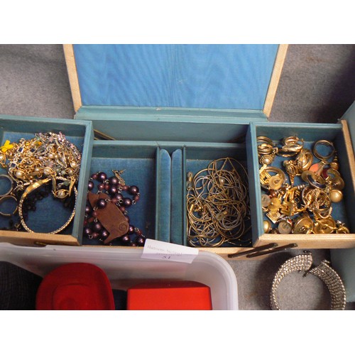 51 - 2 NICE JEWELLERY BOXES WITH CONTENTS OF VARIOUS COSTUME JEWELLERY RINGS, NECKLACES, EARRINGS ETC PLU... 