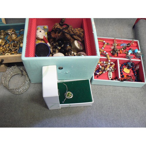 51 - 2 NICE JEWELLERY BOXES WITH CONTENTS OF VARIOUS COSTUME JEWELLERY RINGS, NECKLACES, EARRINGS ETC PLU... 