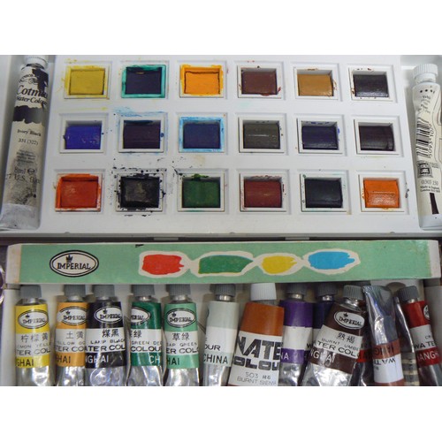 56 - A SELECTION OF ARTIST PAINT SETS TO INCLUDE WATERCOLOURS. POSTER PAINTS PLUS A TUBE OF GOLD LEAF