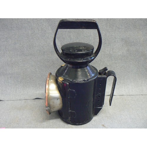 70 - BRITISH RAIL LANTERN 1950 WITH WICK IN FULL WORKING ORDER