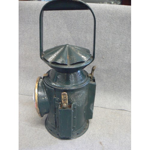 71 - RAILWAY LANTERN 1943 WITH WICK IN FULL WORKING ORDER