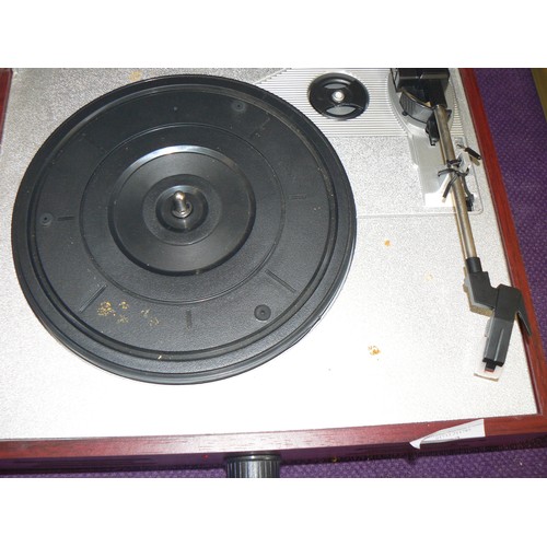 93 - VINTAGE RADIALVA RECORD TURNTABLE