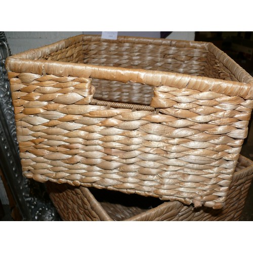 164 - A SET OF 4 SEAGRASS BASKETS