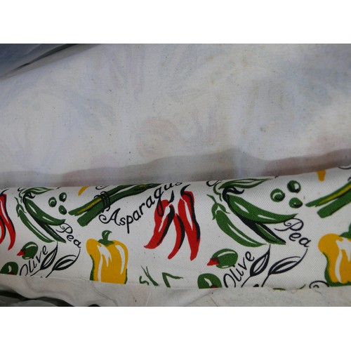 203 - LARGE FABRIC ROLL OF HEAVY COTTON DRILL. NATURAL. 'MEDITERRANEAN VEG' VIBRANT COLOURFUL DESIGN.