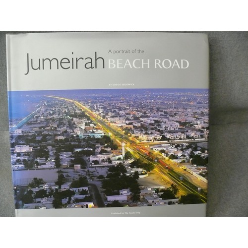 245 - LARGE COFFEE TABLE BOOK. A PORTRAIT OF JUMEIRAH BEACH ROAD, DUBAI. IN VERY GOOD CONDITION COMPLETE W... 