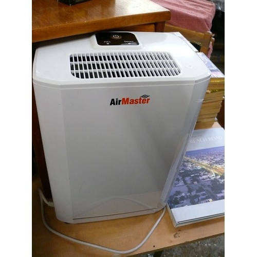 251 - AIR-MASTER DEHUMIDIFIER. DH12L