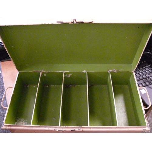 255 - VINTAGE METAL TOOL? BOX WITH 5 X INTERNAL COMPARTMENTS. PAINTED CREAM WITH GREEN INTERIOR.