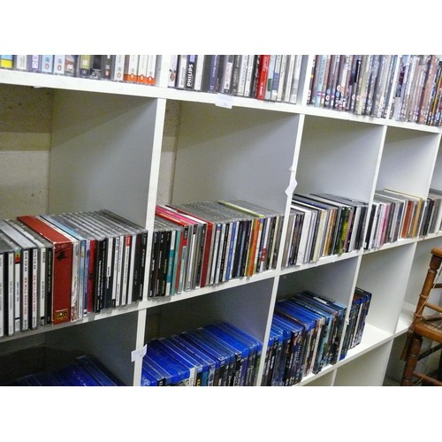 264 - 4 X CUBES OF MIXED GENRE MUSIC CD'S. [100+]