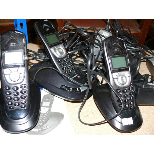 274 - 4 X CORDLESS PHONES & ANSWER MACHINES