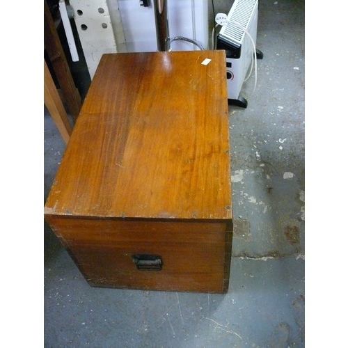 280 - STURDY WOODEN BLANKET/TOY BOX. HINGED LID AND HANDLE EACH END. 30