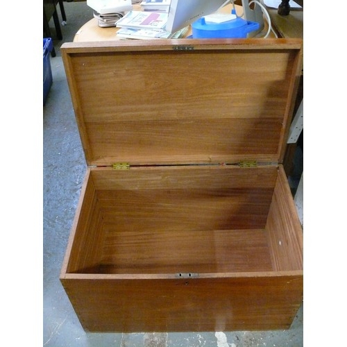 280 - STURDY WOODEN BLANKET/TOY BOX. HINGED LID AND HANDLE EACH END. 30