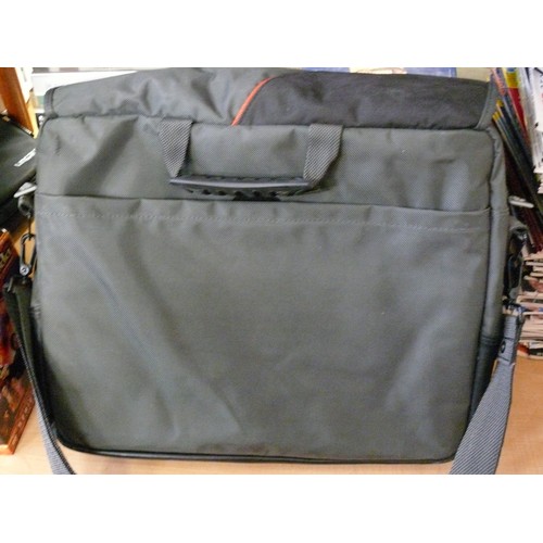 288 - TECHAIR AIRBAG DOUBLE LAPTOP BAG WITH SHOULDER STRAP. GREY & BLACK VGC